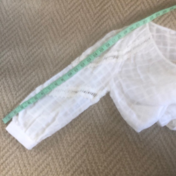 LUSH Ladies 3/4 sleeve semi wrap cream blouse - Picture 17 of 17